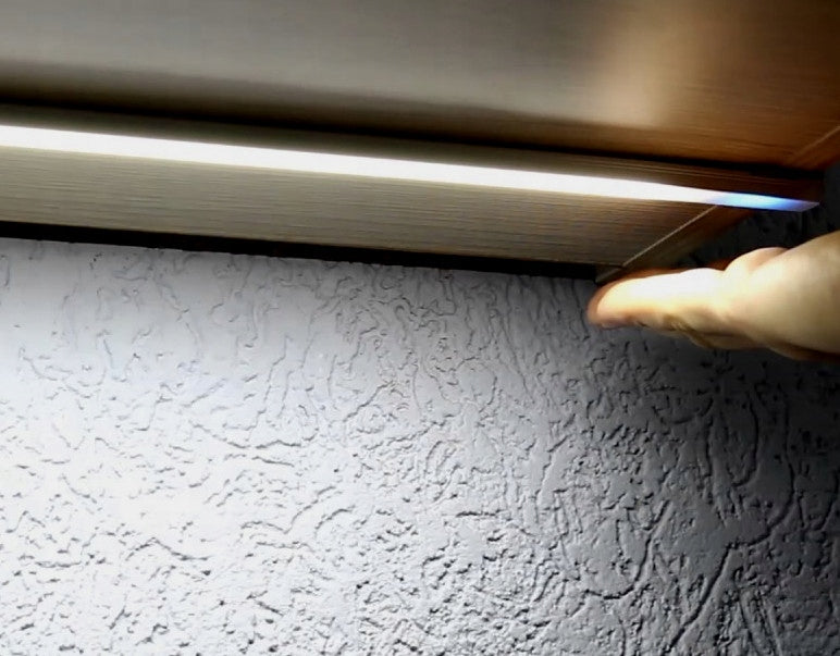 Oświetlenie LED podszafkowe do kuchni na dotyk 2m z regulacją jasności lampka meblowa neutralna biel 12V DC 36W