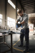 Wiertarko-wkrętarka udarowa akumulatorowa GSB 18V-25, zestaw 2x2,0Ah bosch do prac montażowych, moment obrotowy 56 Nm