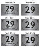 Tablica tabliczka adresowa numer domu aluminiowa + Wkręty, zaślepki szyld na elewację, oznaczenie budynku, srebrny