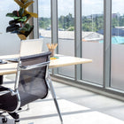 Folia Mleczna Matowa Szroniona Samoprzylepna Na Szybe Ochrona i Prywatność naklejka okienna łazienkowa, biała osłona
