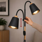 Lampa Stojąca Podłogowa Czarna Drewno Ruchoma 170cm na 2x E27 LED Włącznik oprawa do salonu, sypialni i pokoju