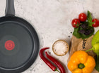 Patelnia Ultimate tefal 20cm tytanowa indukcja naczynie do smażenia, okrągłe, czarne, do zmywarki, na kuchenki gazowe