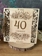 Kartka urodzinowa na urodziny 18 30 40 50 60 drewno prezent personalizacja życzenia z kopertą, 14x14 cm, zawiera treść