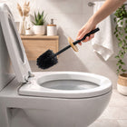 Szczotka do WC łazienki czarna wysoka zamknięta z bambusem loft yoka home toaletowa, metalowa matowa, wolnostojąca