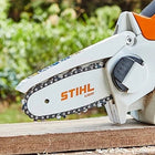 STIHL pilarka GTA 26 przecinarka zestaw z akumulatorem AS2 i ładowarką AL1 do cięcia gałęzi, pielęgnacji ogrodu, lekka