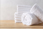 RĘCZNIK KĄPIELOWY BIAŁY DUŻY HOTELOWY 550G BAWEŁNA NAPIS HOTEL 100% 70x140 antybakteryjny szybkoschnący gładki