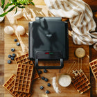 Gofrownica 2 Duże Gofry Mocna Niewyciekająca non-stick Czarna Matowa CR3092 nominalna