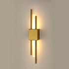 LAMPA ŚCIENNA ZŁOTA KINKIET LED NOWOCZESNY DO SALONU KORYTARZA 10W 3000K oprawa metalowa 2-punktowa 40 cm głębokość 7 cm