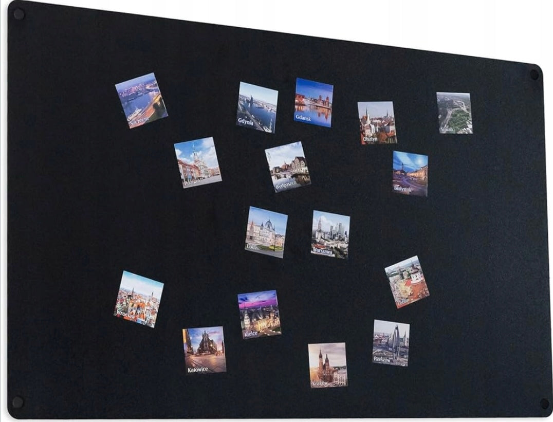 Tablica na magnesy z podróży czarna 80x50 cm metalowa powierzchnia do mocowania notatek