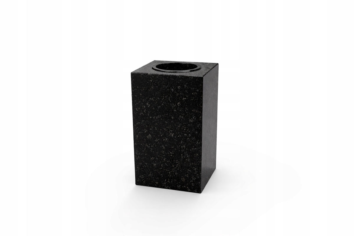 Wazon Granitowy Nagrobny Na Cmentarz Czarny 28cm Kwadrat Granit