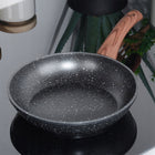 Patelnia granitowa do smażenia duszenia vilde 20 cm na gaz indukcje kuchenka ceramiczna elektryczna, uchwyty