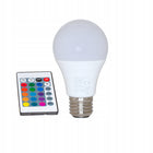 Żarówka LED RGB 10W E27 A60 + pilot 935lm Kolorowa Ściemnialna lampka wielobarwna zdalnie sterowana do oświetlenia