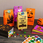 Zestaw 80 Toreb na Smakołyki na Halloween 84 Naklejki pojemniki papierowe woreczki do cukierków i słodyczy, opakowania