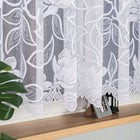 Firana żakardowa wzór 23338 300x150cm kwiaty magnolie, prosta (z obszyciem) biała firanka na żabki, klasyczna dekoracja