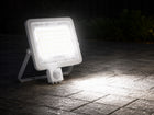 Naświetlacz LED z Czujnikiem Ruchu Halogen Budowlany Reflektor Lampa 30W Oświetlenie zewnętrzne IP65 2700 lm 5000 K