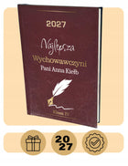 ZESTAW PREZENT DLA NAUCZYCIELA WYCHOWAWCY DZIEŃ NAUCZYCIELA KALENDARZ BOX kubek i kosz upominkowy z grawerem i nadrukiem