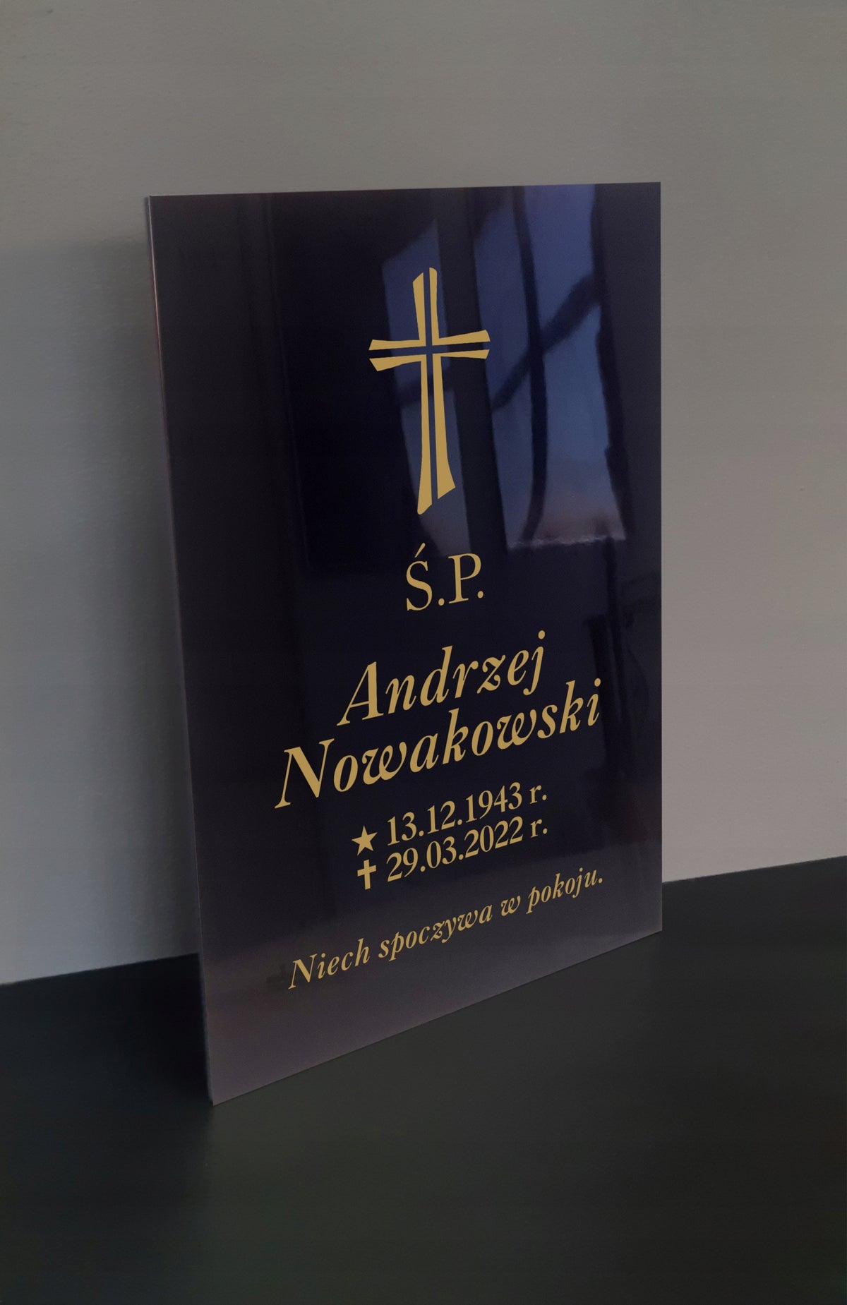 Tabliczka Nagrobna/nagrobkowa 20x30 czarna metalowa oznaczenie miejsca pochówku, płyta informacyjna na cmentarz