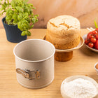 Forma do pieczenia tortów 16cm KingHoff Tortownica non-stick stal 220°C wyjmowane dno, do sernika i ciast, można myć w