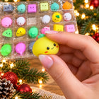 KALENDARZ ADWENTOWY GNIOTKI SQUISHY MOCHI ZABAWKI 24 SZTUKI Z GNIOTKAMI stojący