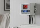 TERMOSTAT ELEKTRONICZNY REGULATOR TEMPERATURY Z GNIAZDKIEM I WTYCZKĄ 230V sterownik