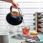 Czajnik na GAZ Tradycyjny z gwizdkiem Indukcja Konighoffer Douglas 2,5 l stalowy czarny do gotowania wody, kuchenny