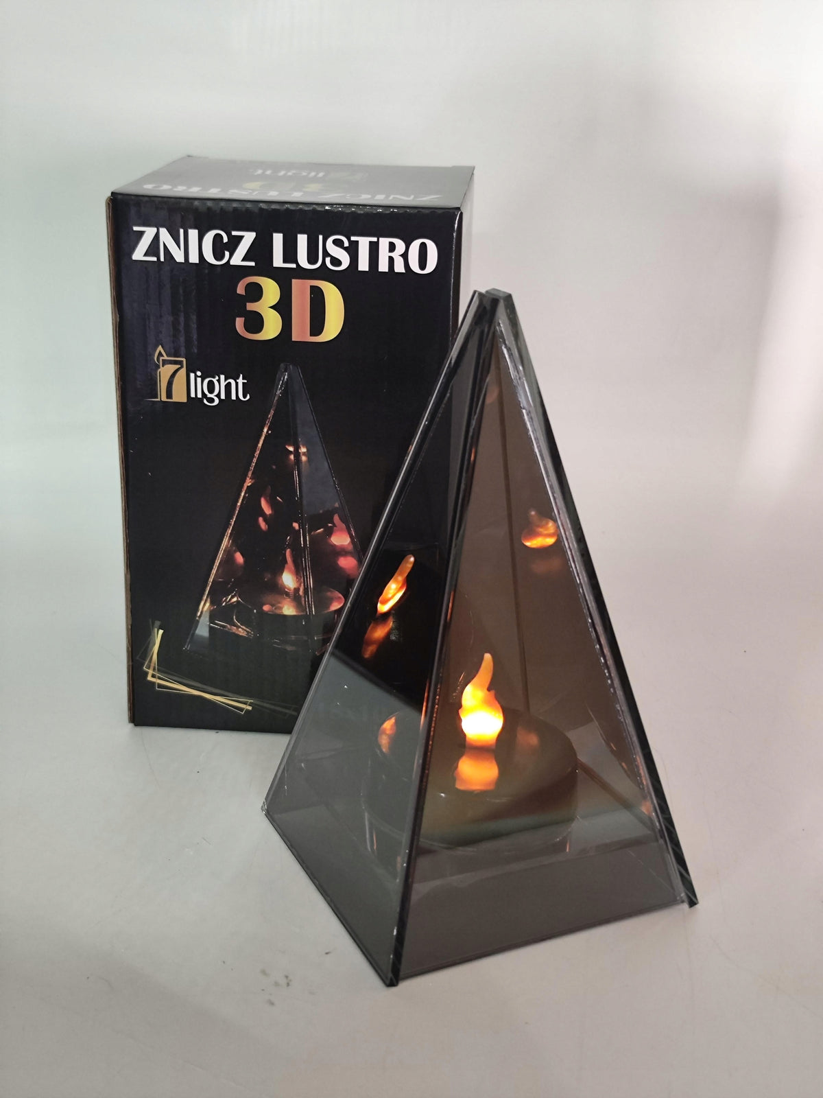 Lampion / latarnia / szklany 3D / piramida SL-P1 / 0 /18X10 CM/ 8 znicz elektryczny LED na cmentarz, dekoracja