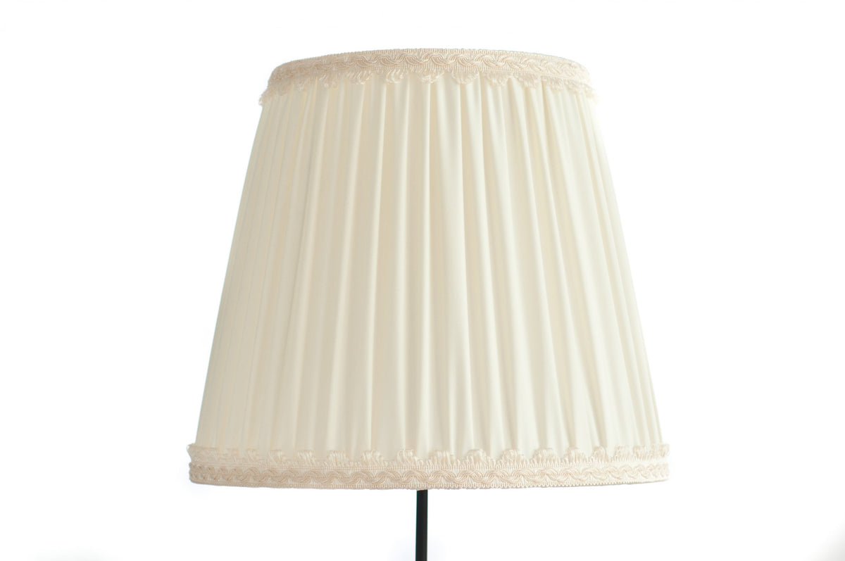 Abażur retro do lamp podłogowych od producenta XL. owanie