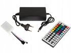 Zestaw taśma LED kolorowa 5M/300 5050 RGB + zasilacz + sterownik + pilot oświetlenie dekoracyjne do wnętrz, 12V DC